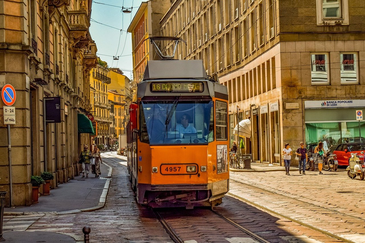 tram, street, city-3643269.jpg